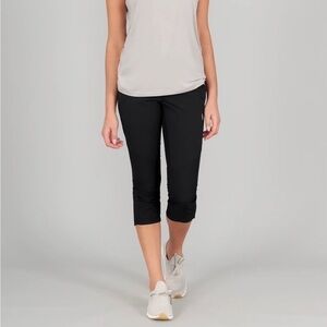 Indygena Black Fos Capri Pants size S